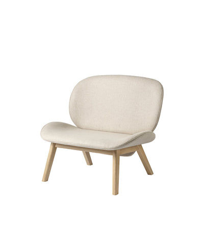 FDB Møbler L32 - Suru - Lounge Chair - Crib-5 Oak Nature Lacquered Main Line Flax Beige (Upminster) by Carina Maria Mølgaard Nielsen
