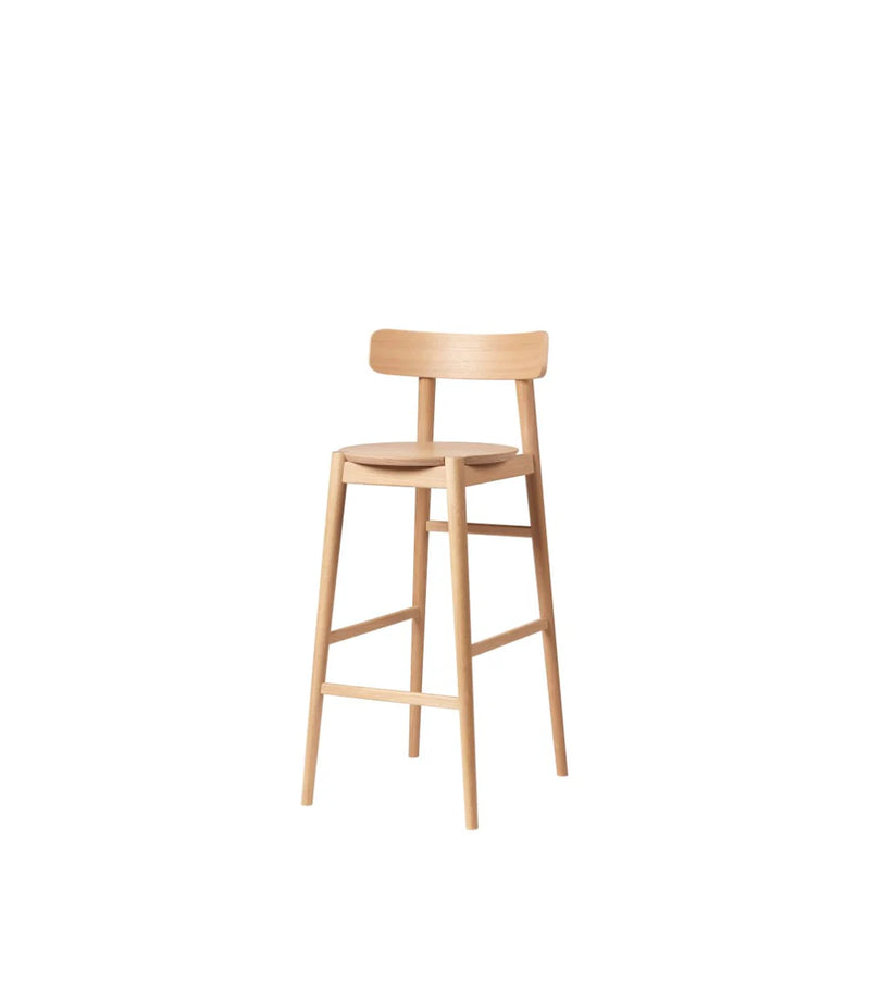 FDB Møbler J184 - Øst - Bar chair Oak Nature Lacquered Oak veneer Nature by Stine Lundgaard Weigelt