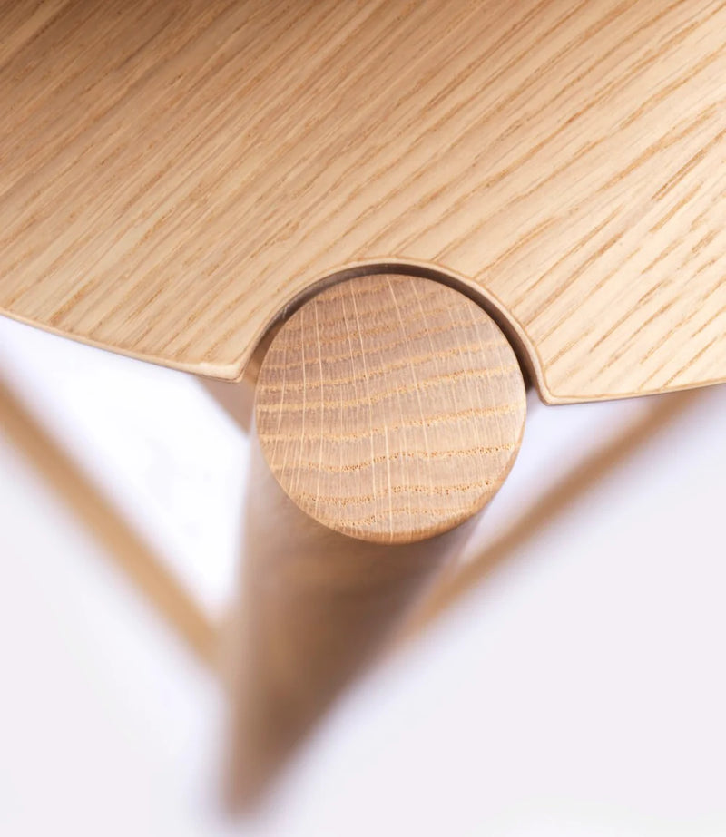 FDB Møbler J185 - Øst - Counter chair Oak Nature Lacquered Oak veneer Nature by Stine Lundgaard Weigelt