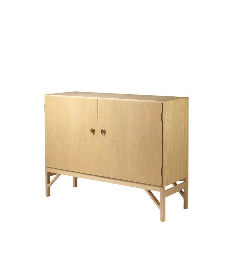 FDB Møbler A232 - Sideboard Oak Nature Lacquered 36.9 x 48 x 17.5 in by Børge Mogensen