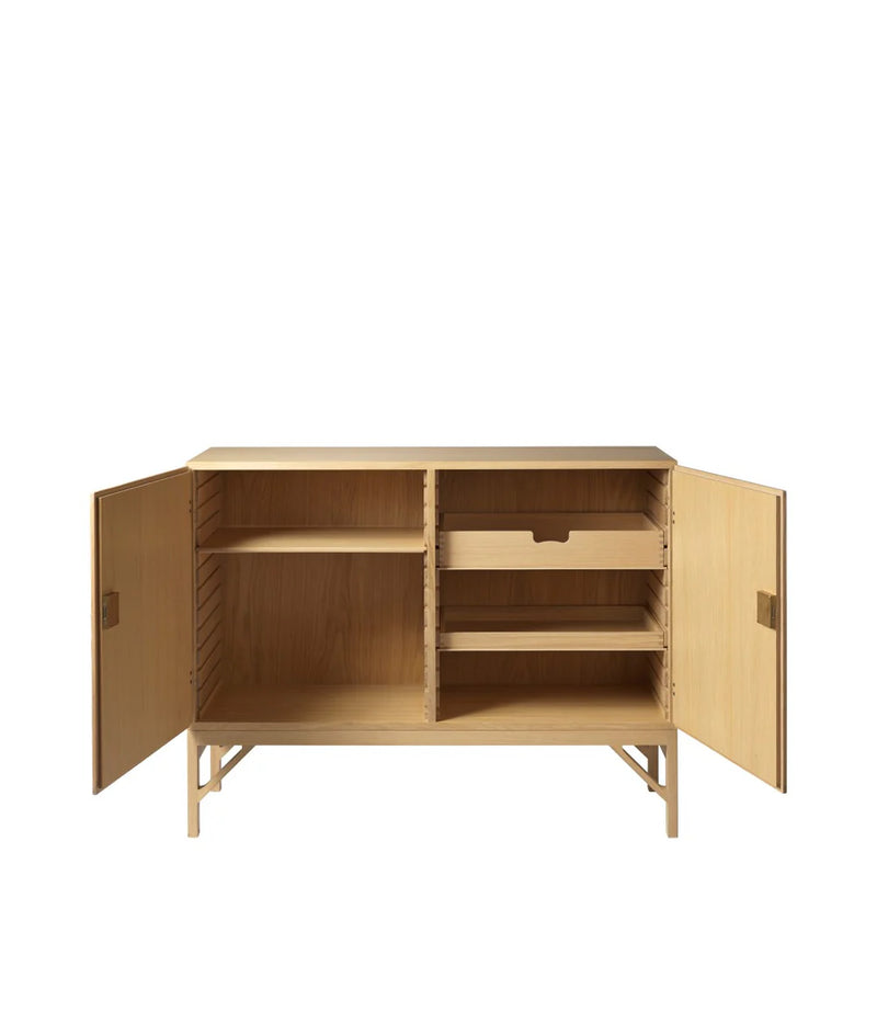 FDB Møbler A232 - Sideboard Oak Nature Lacquered 36.9 x 48 x 17.5 in by Børge Mogensen