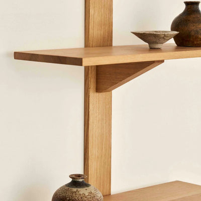 FDB Møbler B100 - Shelves Oak Solid Nature Oiled 39.4 x 19.7 in (narrow) by Laura Bilde