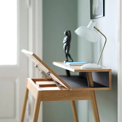 FDB Møbler C68 - Nørrebro Desk Oak Nature Lacquered 34.9 x 46.5 x 26.8 in Linoleum Nero by Isabel Ahm