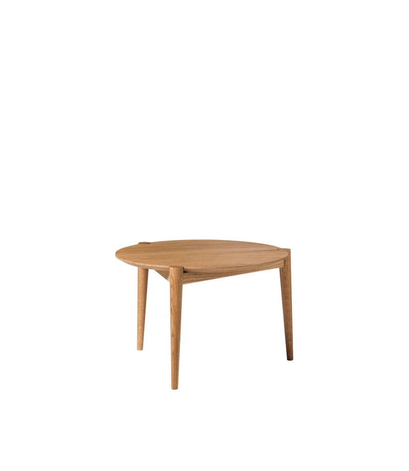 FDB Møbler D102 - Søs Coffee Table Ø: 27.6 in Oak Solid Nature Oiled by Stine Lundgaard Weigelt