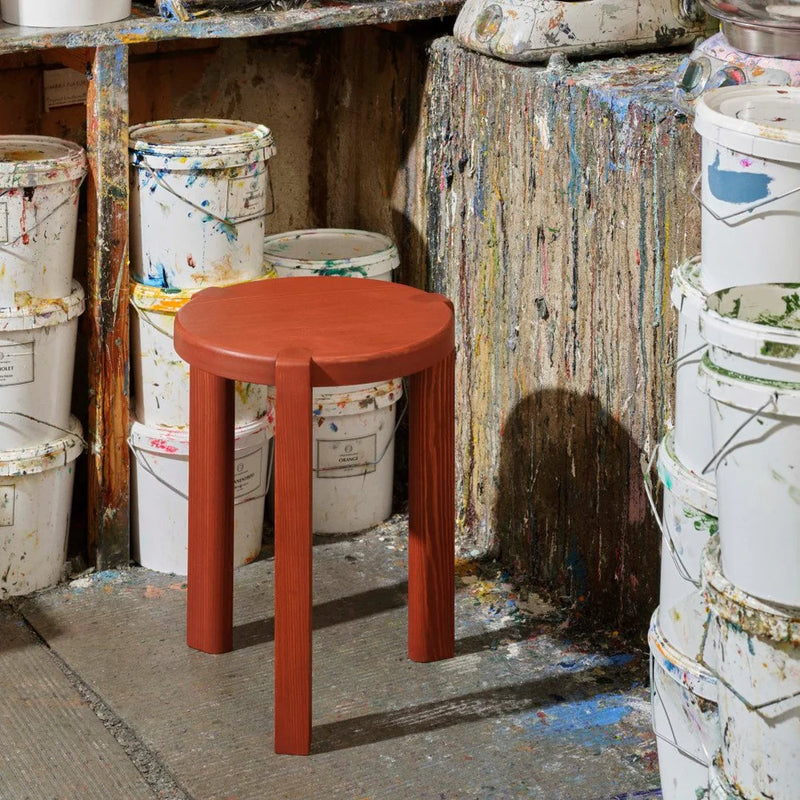 FDB Møbler D108 - Ragnesminde - Side Table Ø: 13.8 in Pine Solid Carmine Red (48/Bilbao) Oiled by Katrine Sander