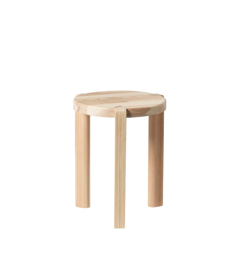 FDB Møbler D108 - Ragnesminde - Side Table Ø: 13.8 in Pine Solid Nature Untreated by Katrine Sander