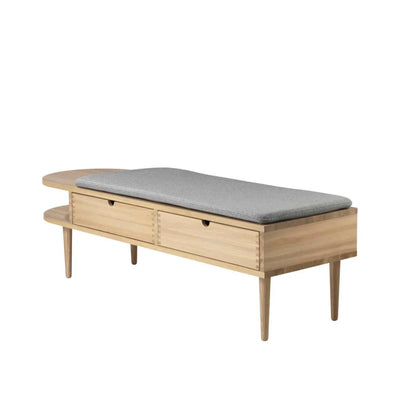 FDB Møbler F24 - Bench Oak Solid Nature Lacquered by Diana Mot & Isabella Bergstrøm
