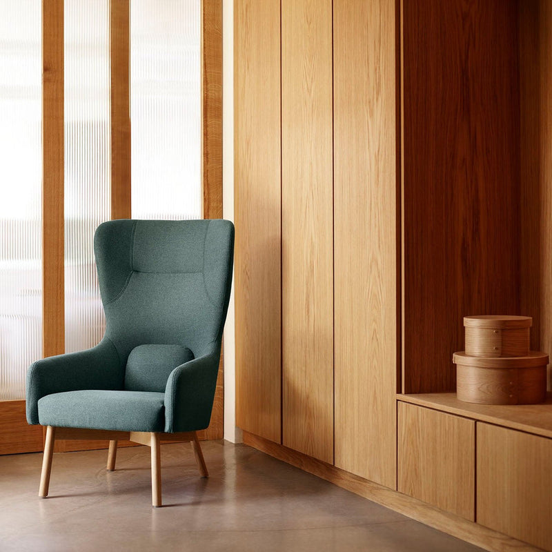 FDB Møbler L35 - Gesja - Wing Chair Oak Solid Nature Lacquered MLF Green (32) by Foersom & Hiort-Lorenzen