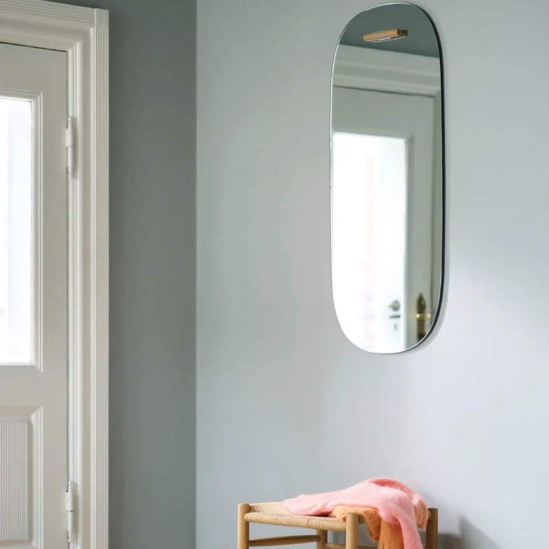 FDB Møbler I4 - Birksø - Mirror Oak Nature Lacquered Ø: 19.7 x 43.3 in Regular by Rebecca Uth