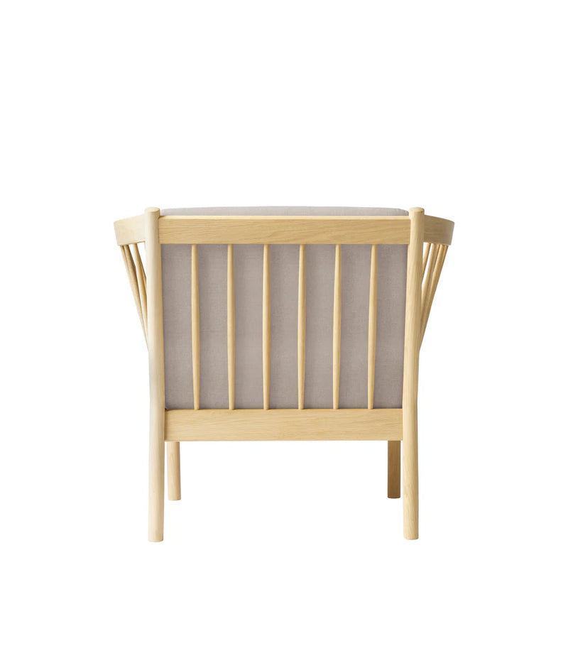 FDB Møbler J146 - Armchair Oak Nature Lacquered MLF Beige (61) by Erik Ole Jørgensen