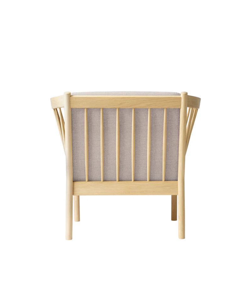 FDB Møbler J146 - Armchair Oak Nature Lacquered MLF Light Grey (02) by Erik Ole Jørgensen