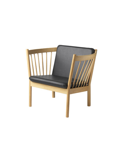 FDB Møbler J146 - Armchair Oak Nature Lacquered Leather Black Leather by Erik Ole Jørgensen