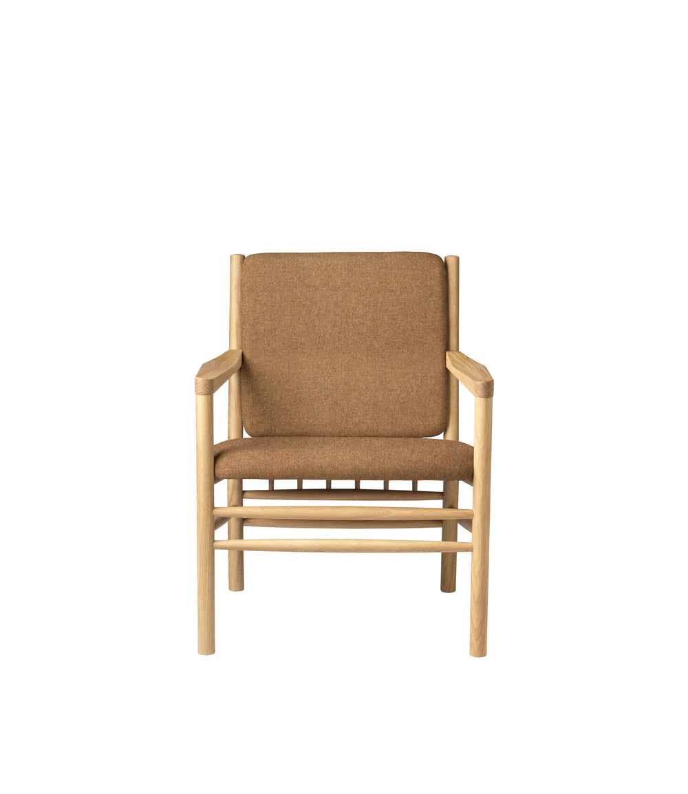 FDB Møbler J147 - Armchair Oak Nature Lacquered MLF Brown (15) by Erik Ole Jørgensen