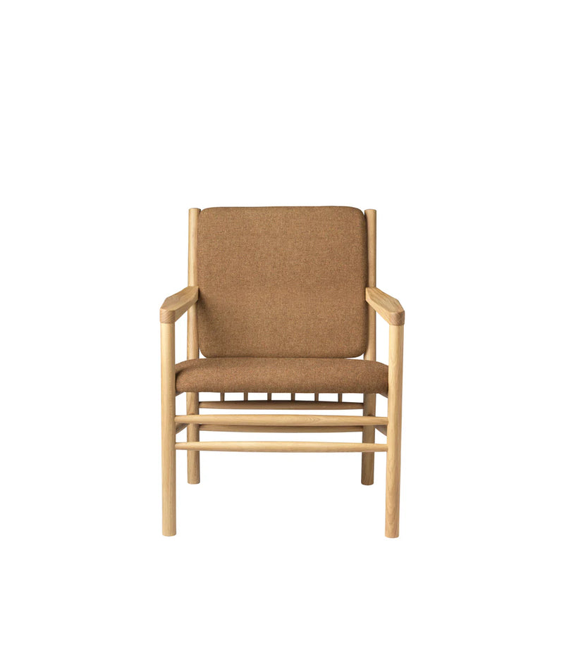 FDB Møbler J147 - Armchair Oak Nature Lacquered MLF Brown (15) by Erik Ole Jørgensen