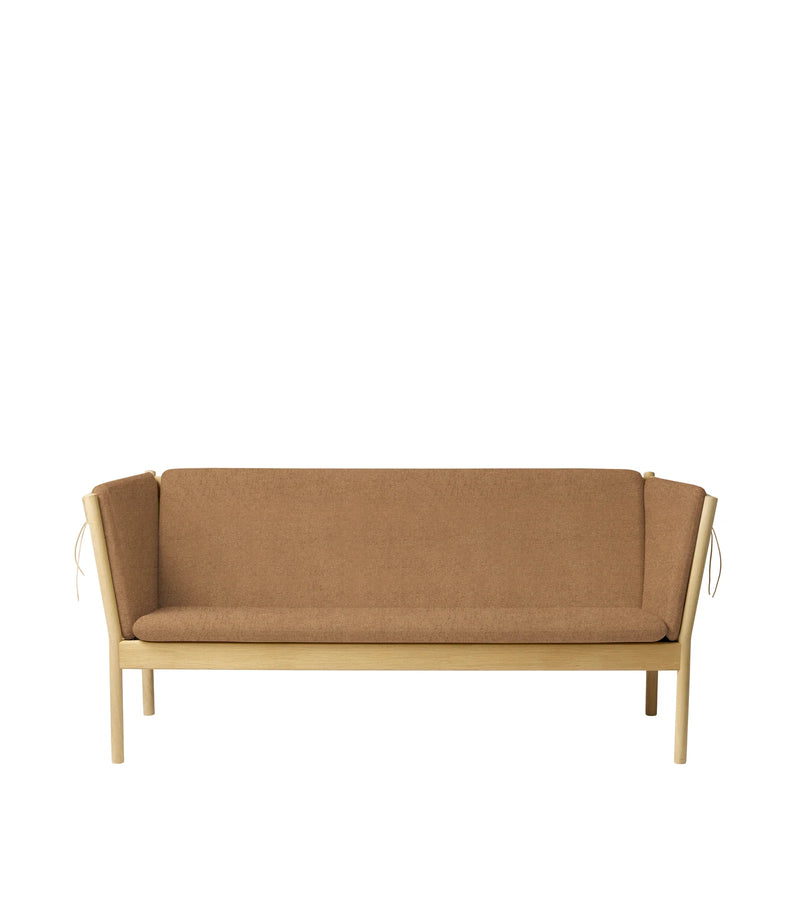 FDB Møbler  J149 - 3-Person Couch Oak Nature Lacquered MLF Brown (15) by Erik Ole Jørgensen