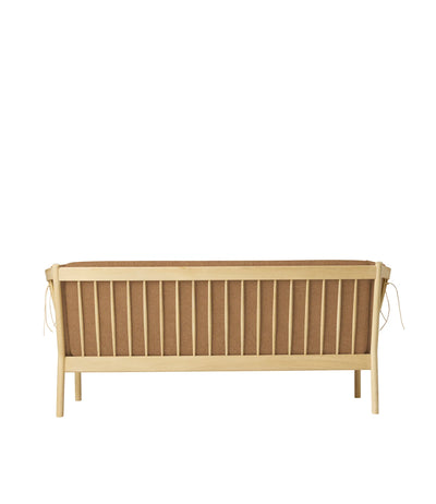 FDB Møbler  J149 - 3-Person Couch Oak Nature Lacquered MLF Brown (15) by Erik Ole Jørgensen