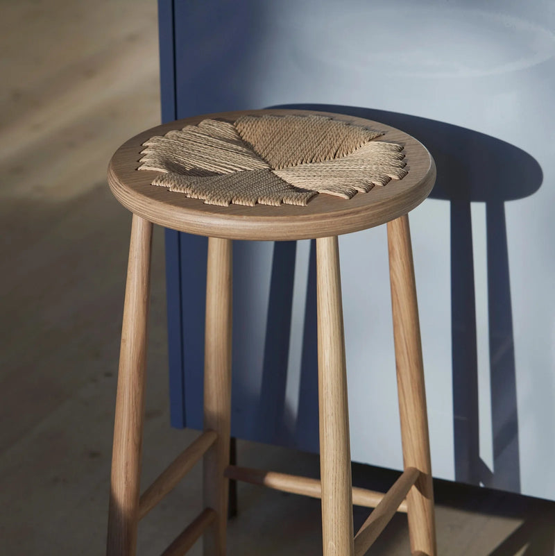 FDB Møbler J165C - Counter Round - Nordic Swan Ecolabel Oak Nature Lacquered Water-Based Nature by Jørgen Bækmark