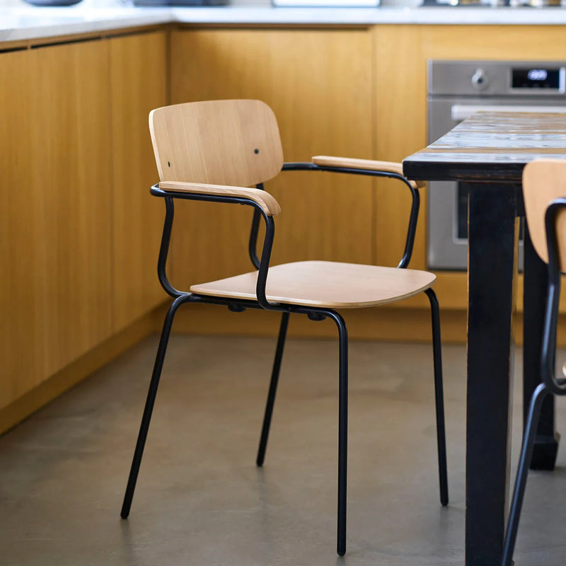 FDB Møbler J183 - Holmen - Stackable chair w/armrests Steel Black Powder coated Oak veneer Nature by Jakob Thau