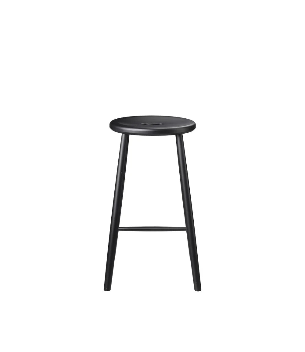 FDB Møbler J27 - Stool - Nordic Swan Ecolabel Beech Jet Black (RAL9005) Painted waterbased by Børge Mogensen