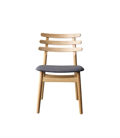 J48 - Chair Oak Nature Lacquered Textile Antracit (4004) by Poul M. Volther