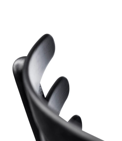 J48 - Chair Oak Nature Lacquered Leather Black (Sierra SI1001M) by Poul M. Volther