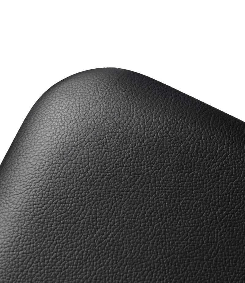 J48 - Chair Oak Black Painted Leather Black (Sierra SI1001M) by Poul M. Volther