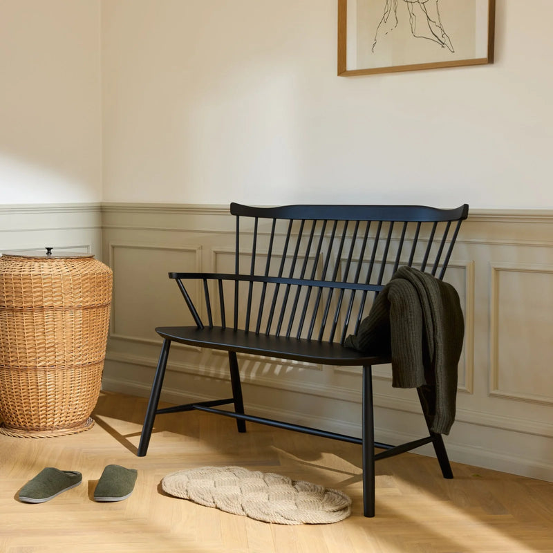 FDB Møbler J52D - Bench - Nordic Swan Ecolabel Beech Jet Black (RAL 9005) Painted Waterbased by Børge Mogensen