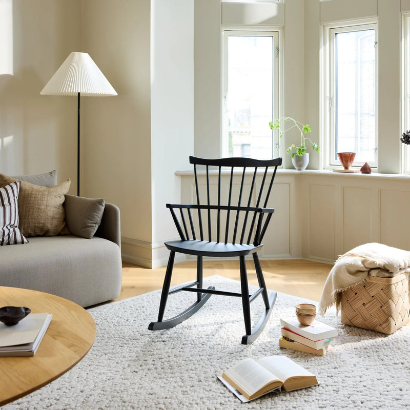 FDB Møbler J52G - Rocking Chair Beech Jet Black (RAL 9005) Painted Waterbased by Børge Mogensen