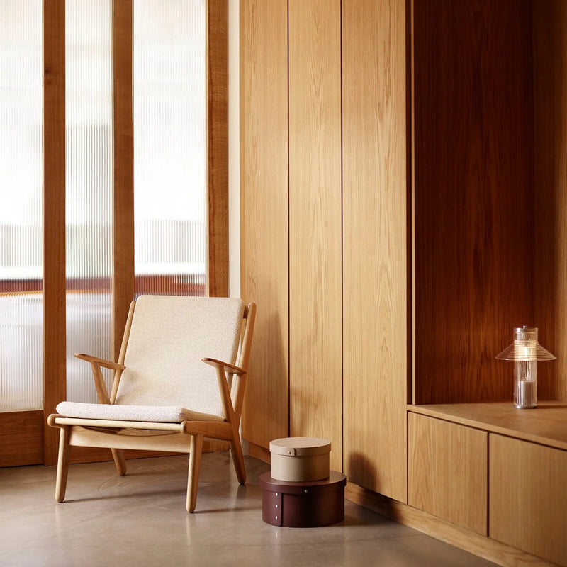 J53 - Armchair Oak Nature Oiled Monza Beige (00) by Poul M. Volther