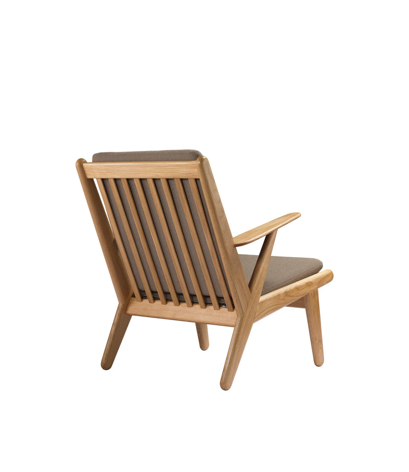 FDB Møbler J53 - Armchair Oak Nature Oiled Grain Taupe (61230) by Poul M. Volther