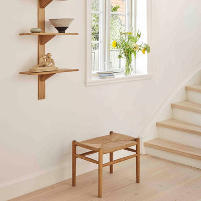 FDB Møbler J83 - Stool - Nordic Swan Ecolabel Oak Nature Lacquered Waterbased Nature by Jørgen Bækmark