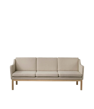 FDB Møbler L43 - MK46 Mogens Koch - 3 Pers. Couch Oak Nature Lacquered De Ploeg Prairie Beige 90 by Mogens Koch