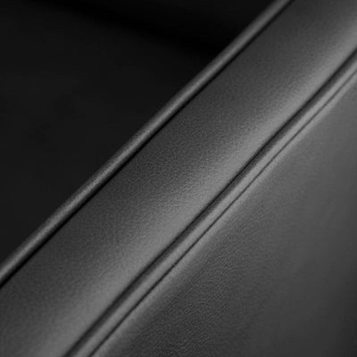 FDB Møbler L43 - MK46 Mogens Koch - 3 Pers. Couch Oak Nature Lacquered Spoor Zea Leather Black by Mogens Koch