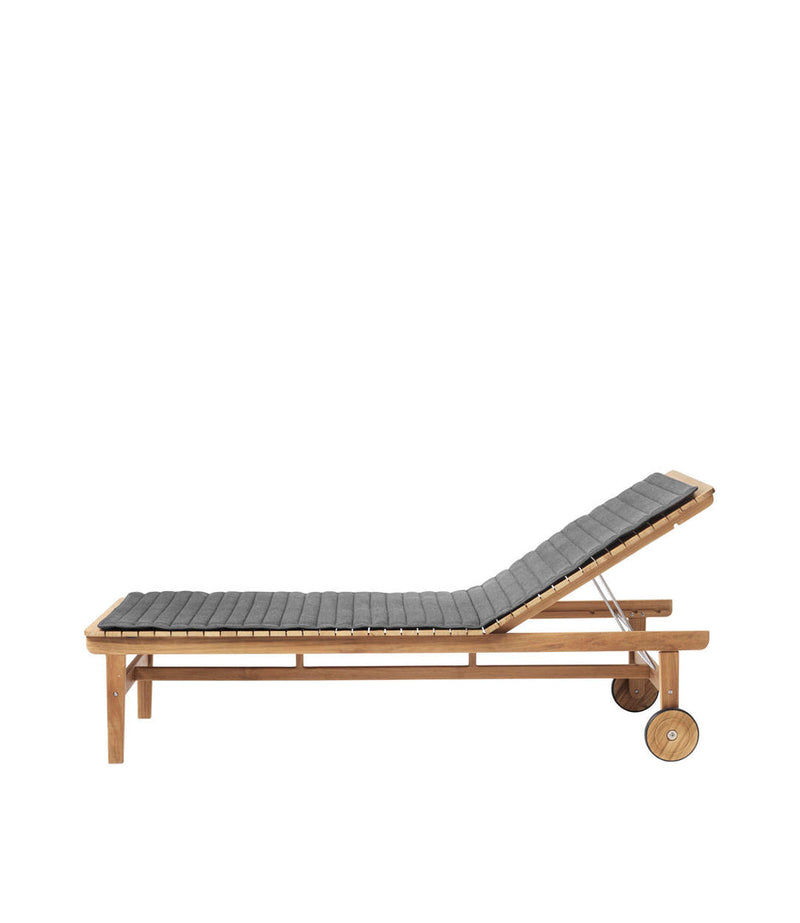 FDB Møbler M22 - Sammen - Seat cushionFor M8 Sun loungerAntracitgrey(Negro)Akryl dralo by Thomas E. Alken