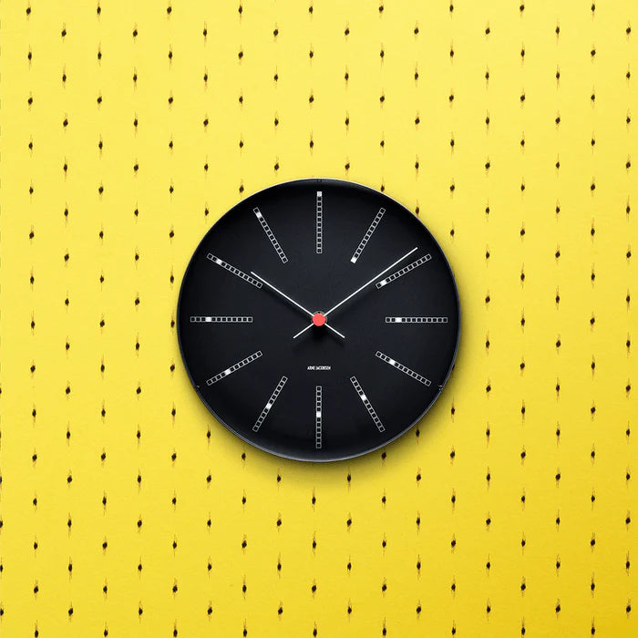 Arne Jacobsen Bankers Wall Clock, Large, Ø: 11.4